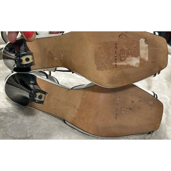 Manolo Blahnik White Black Petal Open Toe Block Heel Pumps Italy Size 5.5 - Picture 8 of 10